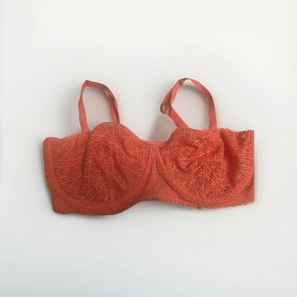 Victorias Secret  unlined Balconet Bra Peach lace  36DD